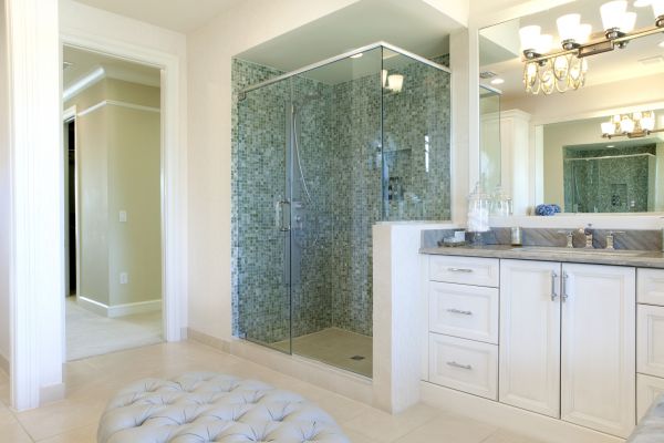 Cost of Shower Room Remodeling in Taylor