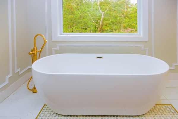 Cost of Tub Renovation Service in Taylor